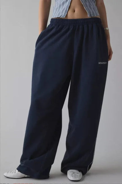 Floor Wide Jeans