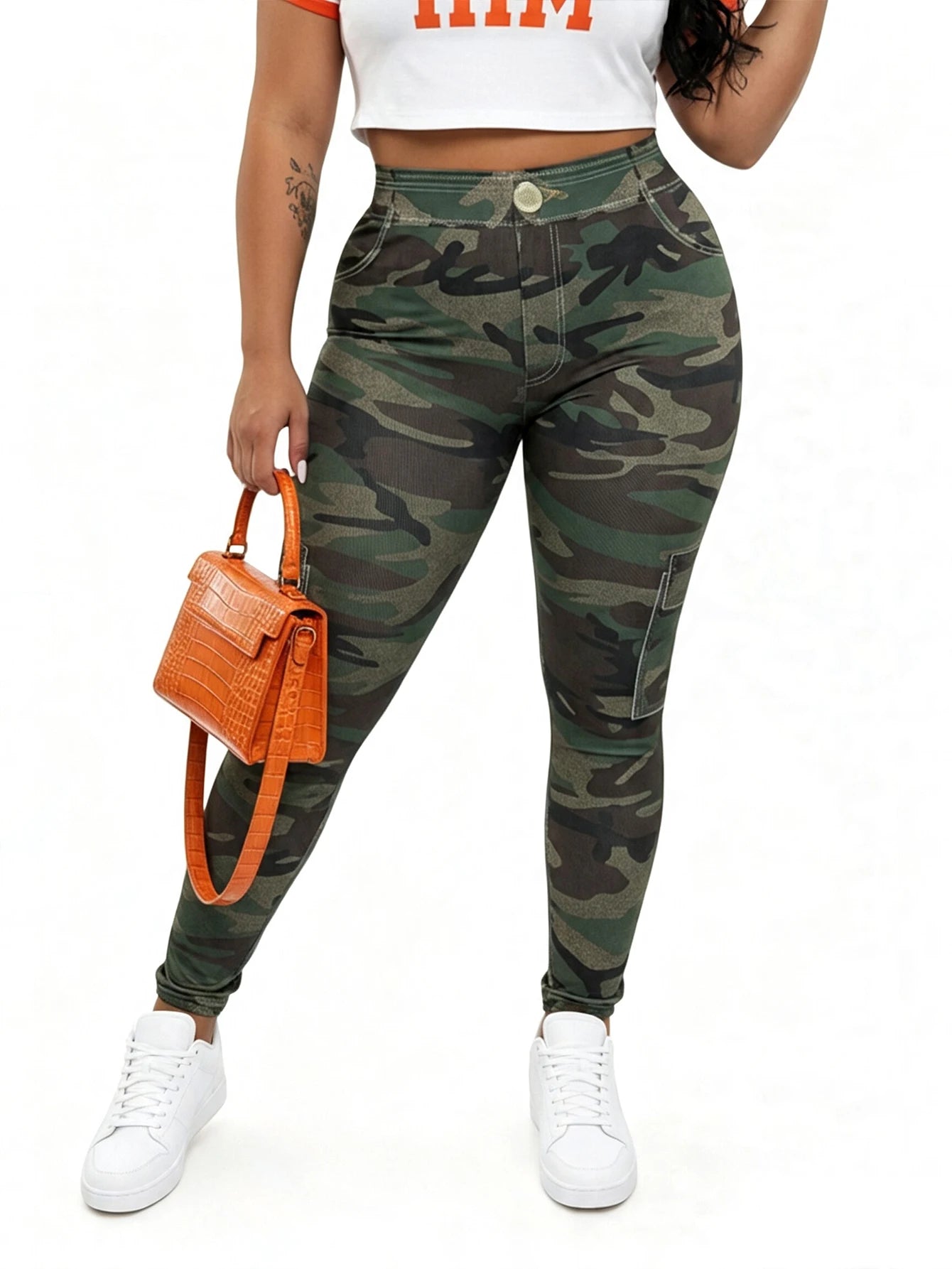 Plus Size Camo Cargo Leggings