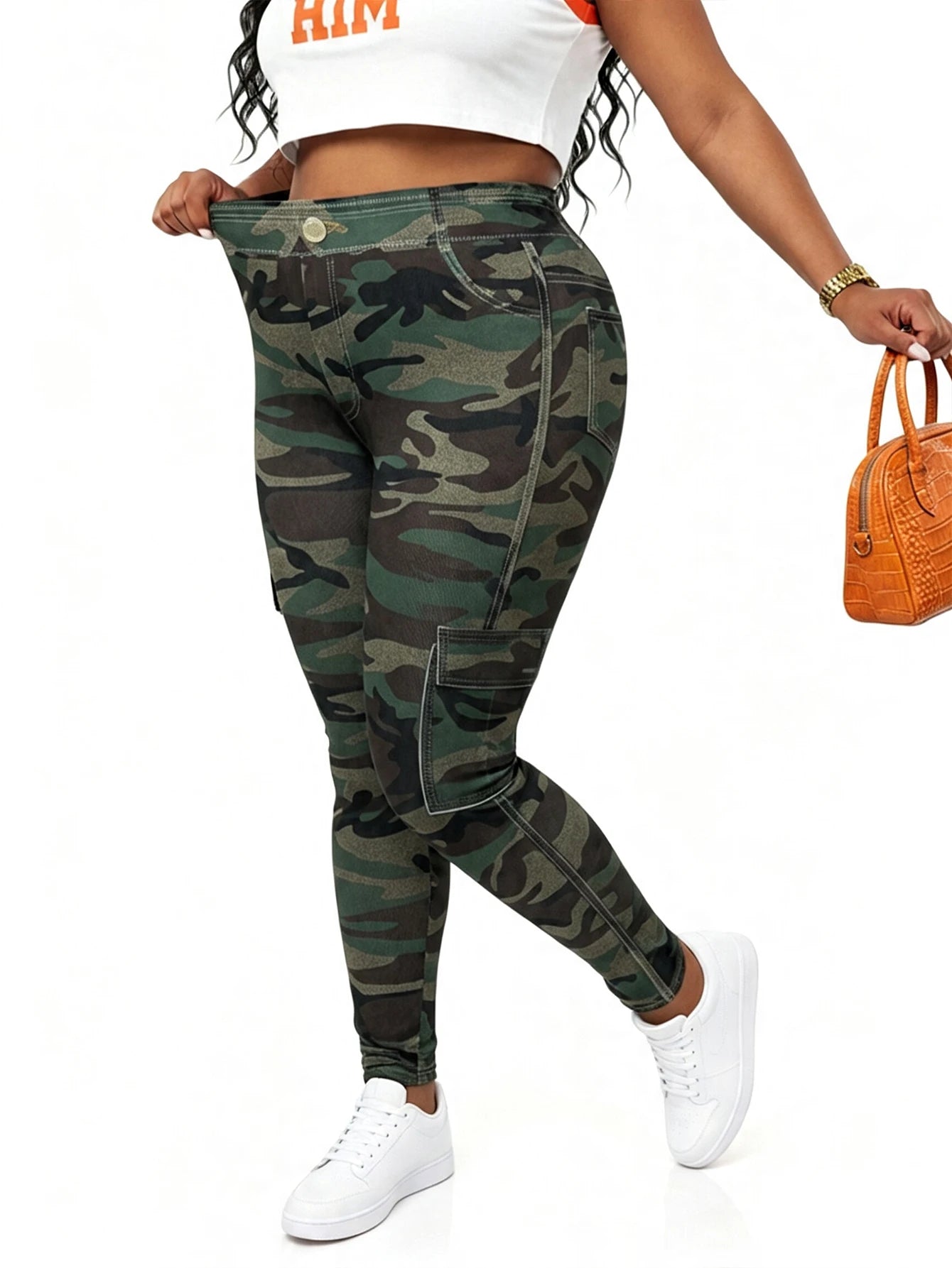 Plus Size Camo Cargo Leggings