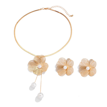 Pearl Flower Jewelry Set
