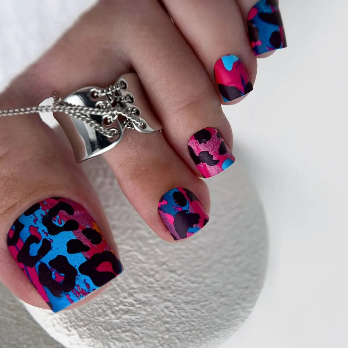 Toe Press-On Nail Set