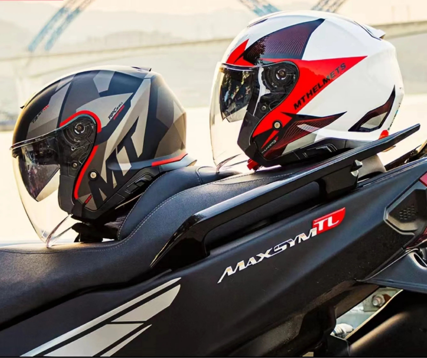 MT Thunder Double-Lens Jet Helmet