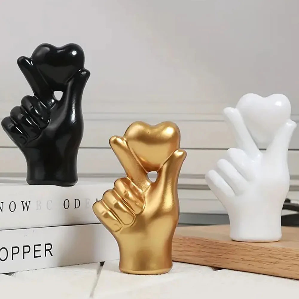 Resin Heart Finger Statue