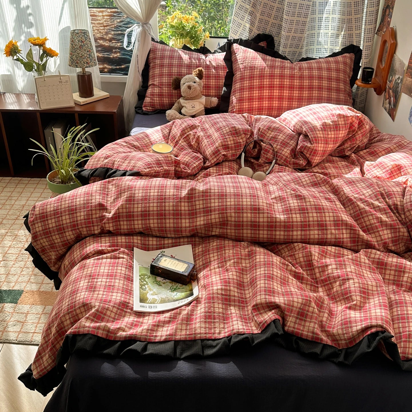 Plaid Bedding Set