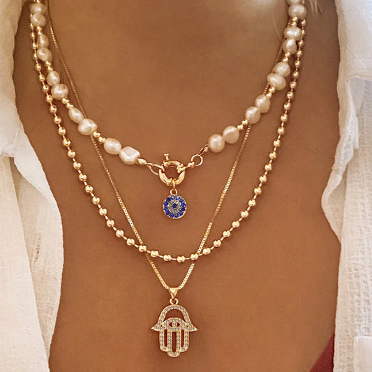 Women’s Hamsa Pendant Necklace