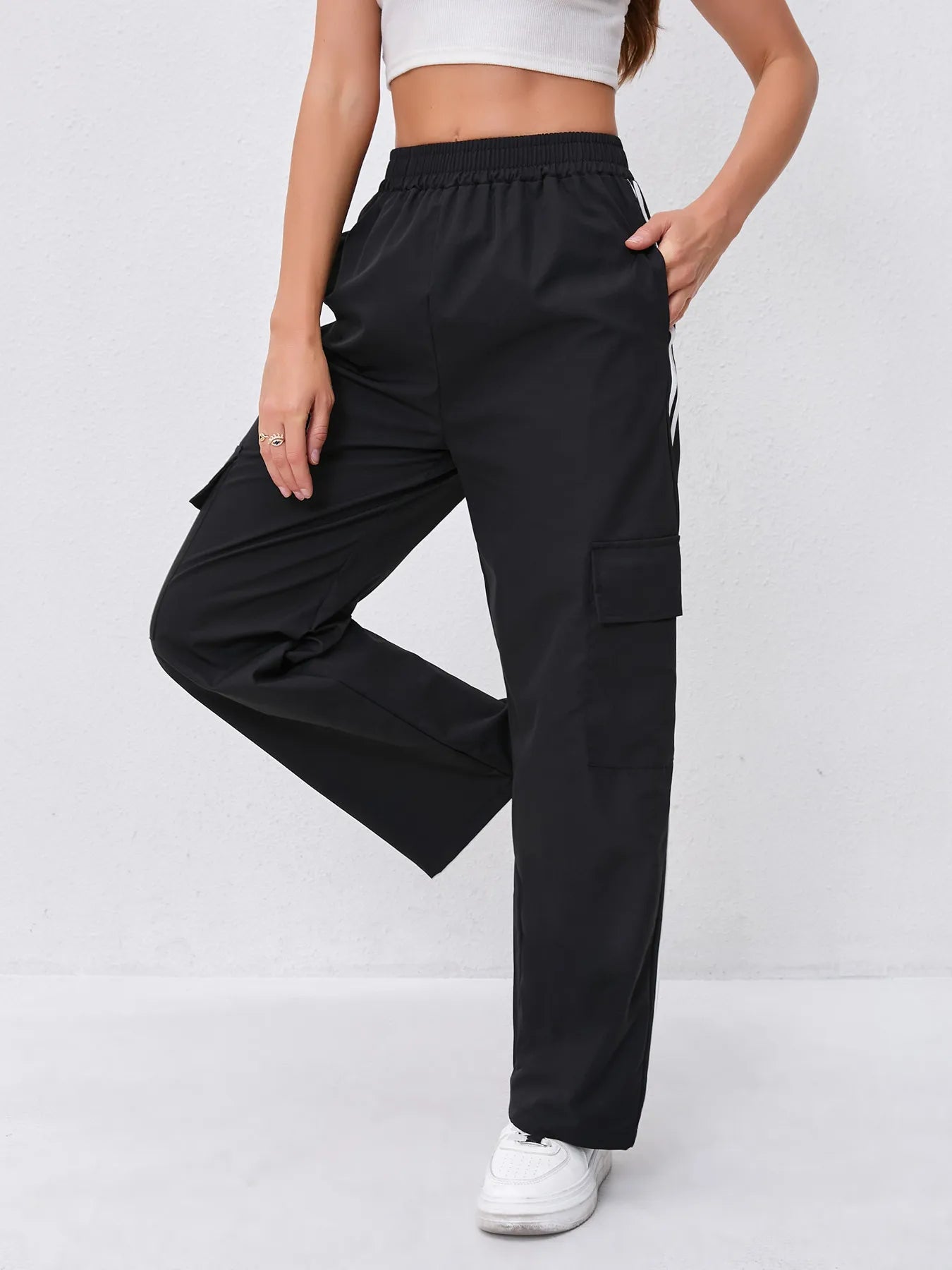 Double-Pocket Elastic Slimming Trousers