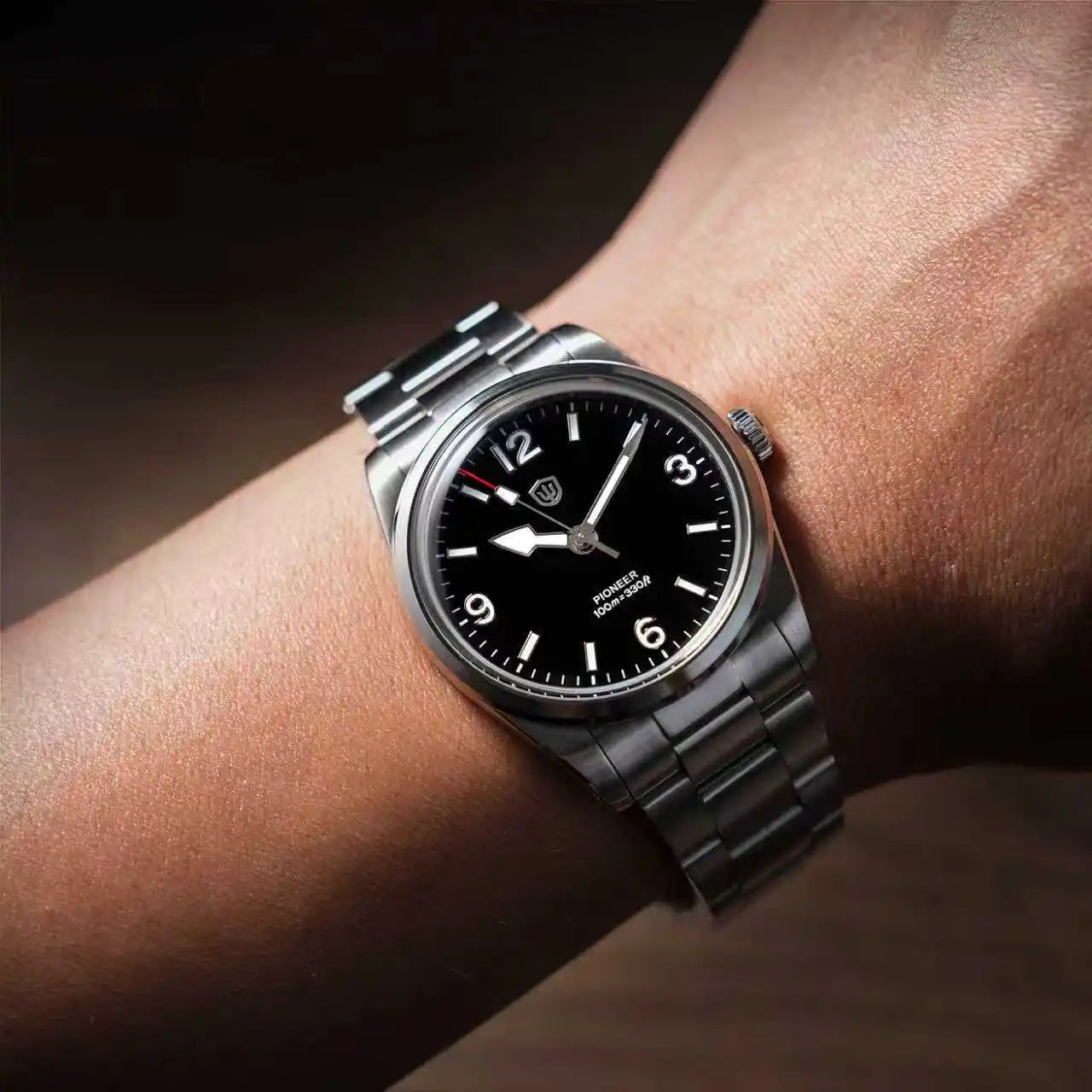 Watchdives Vintage Cream Watch