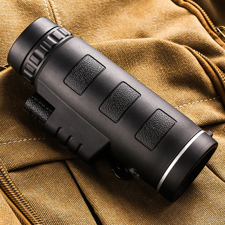 Compact Monocular Telescope